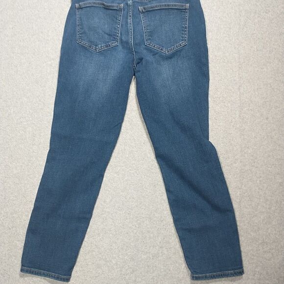 LUCKY BRAND JEANS AVA CROP SZ 6/28 MID RISE COTTON BLEND BLUE WITH GREAT WASH. - Picture 7 of 9